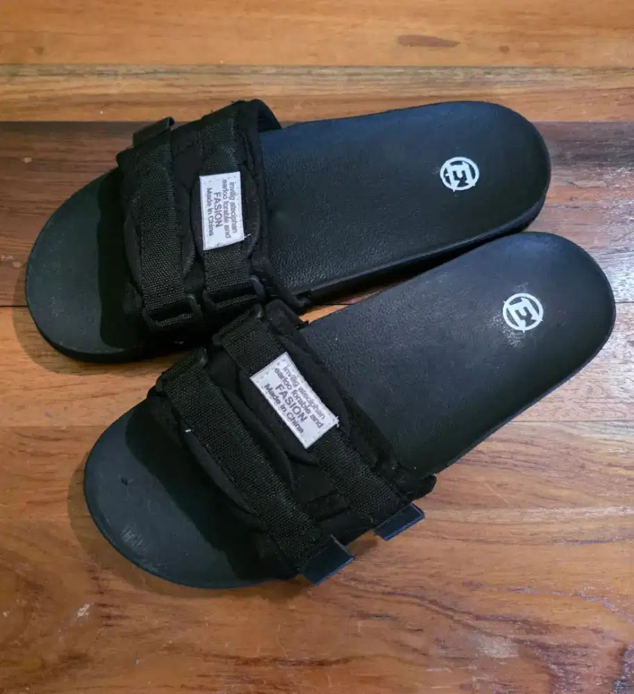 Sendal Fasion Ukur 41 Hitam