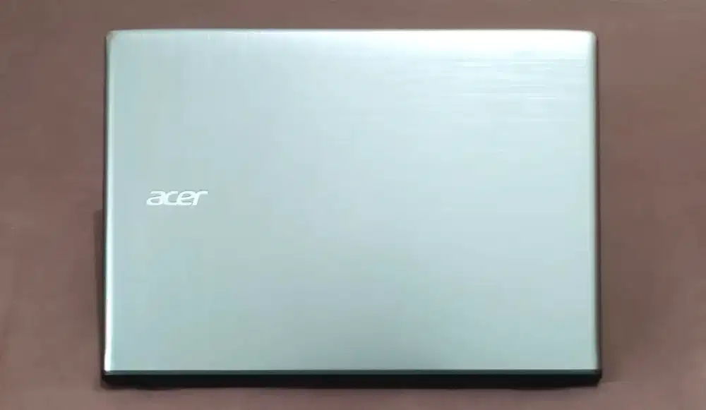 Acer aspire e5-476g slim Dualvga i5gen7/8/256 siap game design editing