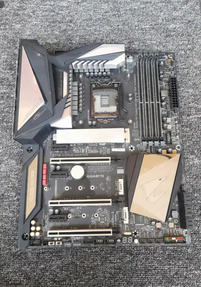 Giganyte Z390 Aorus Mastee