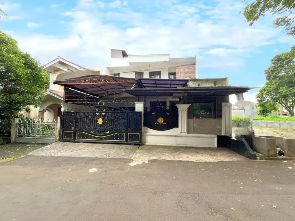 Rumah Nyaman Layout Luas di Komplek Elit Bukit Cinere Indah