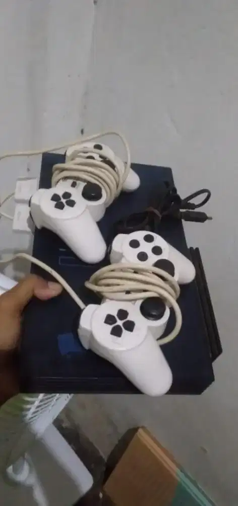 Di jual langsung bisa pakai dan mainkan barang kesenangan PS ini