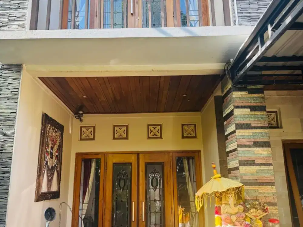 Di Jual Rumah Lantai 2 - Lokasi Area Jl. Penamparan Gatsu Barat - Denpasar Barat