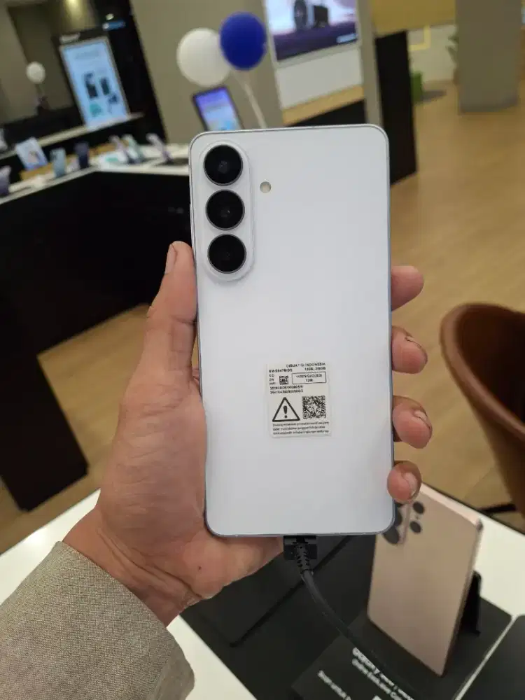 S26+ 12/512GB New Garansi Resmi SEIN