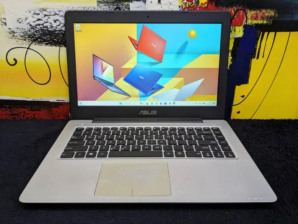 Laptop Asus X456U Core i5 Gen 7 8/256 Nvidia 940mx 2GB mulus