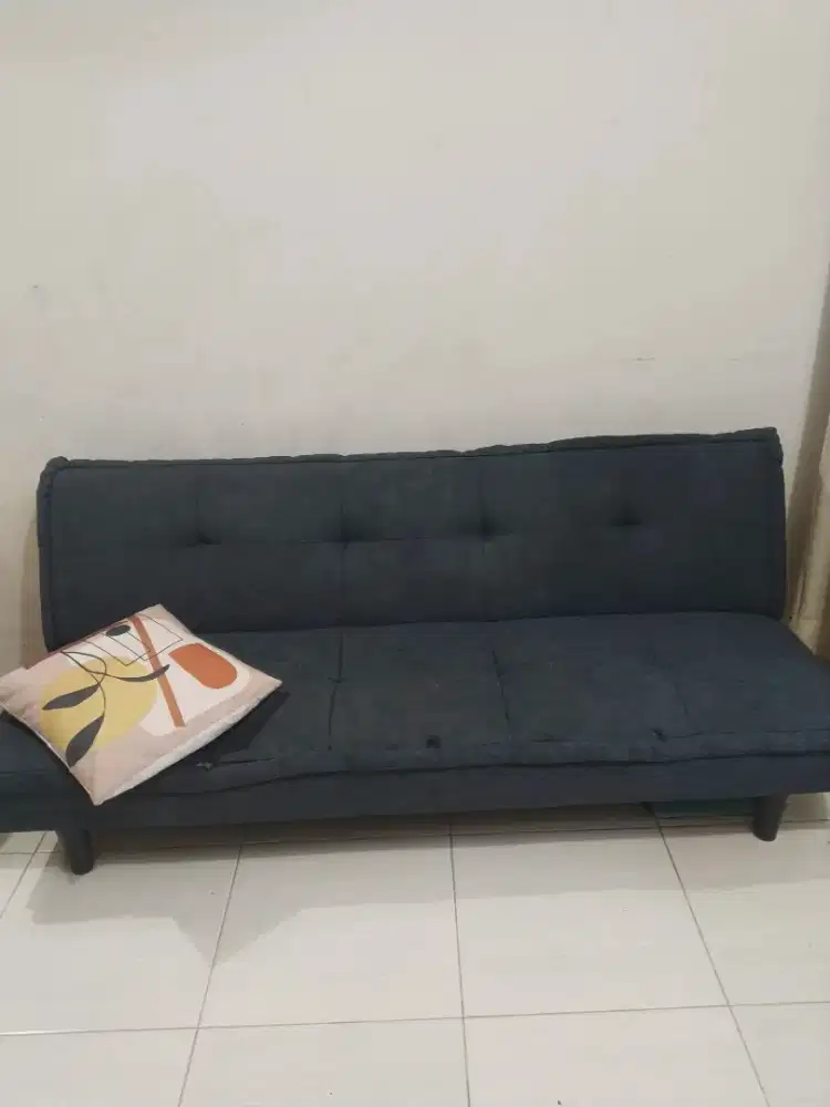 Jual sofa warna biru navy