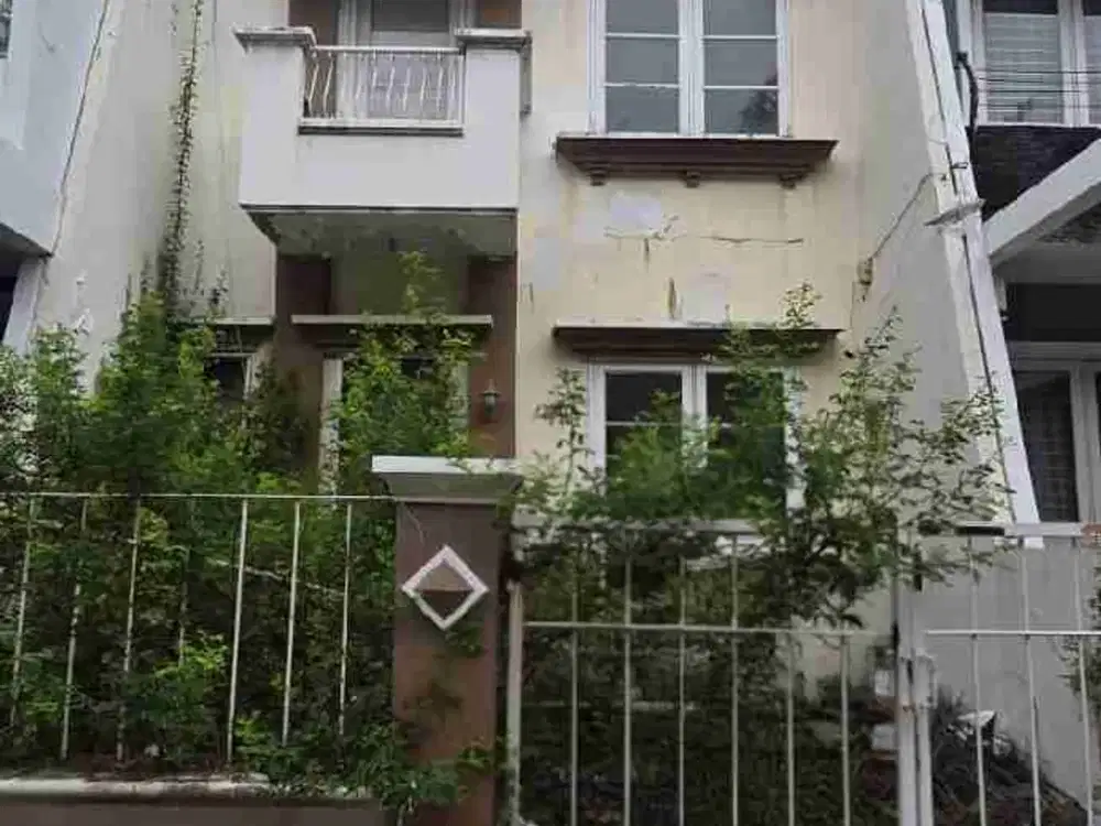 Dijual Rumah 2 lantai di Villa Permata Gading Kelapa Gading Jakarta Utara