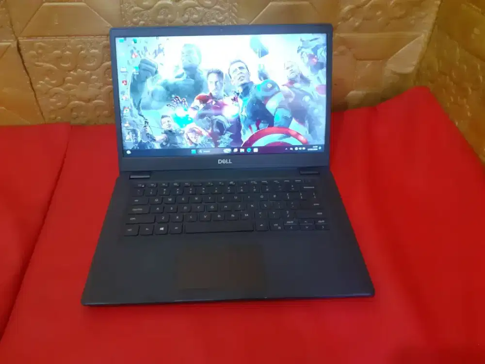 Laptop DELL Core i3 gen 10 ram 8gb sudah ssd 512gb