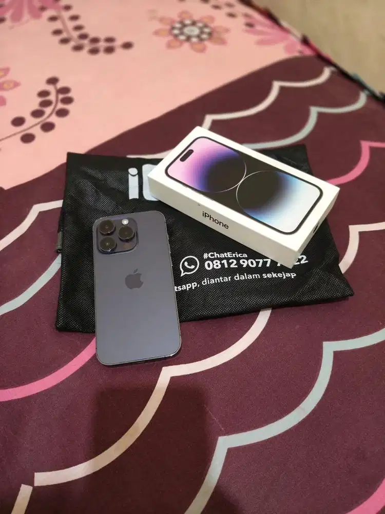 Forsale iphone 14 pro 128 purple like new