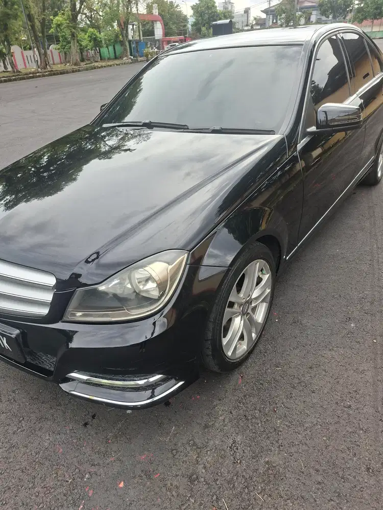 Mercedes-Benz C200 2014 Bensin