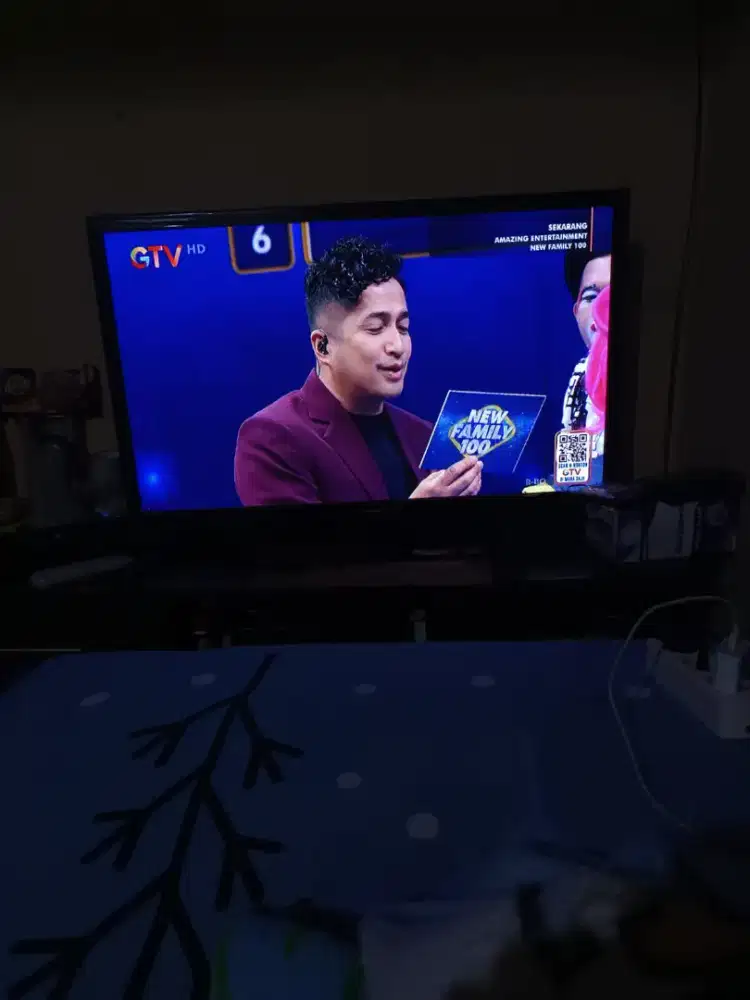 Dijual TV Samsung 43 Inc kondisi baik no minus