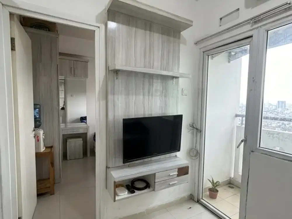 GREEN PRAMUKA ORCHID 2 KAMAR FF AKSES MALL TANPA KELUAR VIEW CITY DAN TOL SIAP DITEMPATI