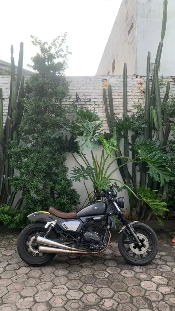 Beneli Motobi 200 Evo