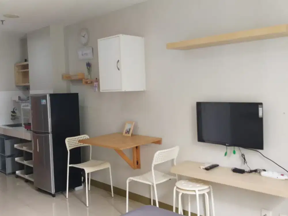 DISEWA APARTEMEN STUDIO DI GADING GREEN HILL LANTAI 31 FURNISH