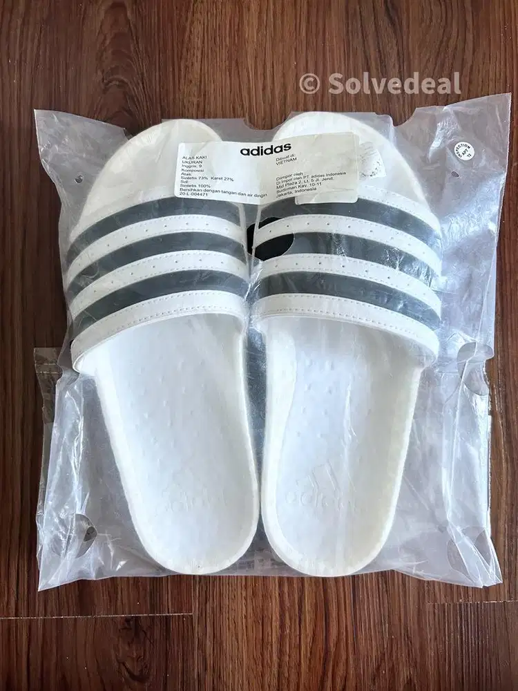 Sandal Adidas Adilette Boost Slides White Black — Original