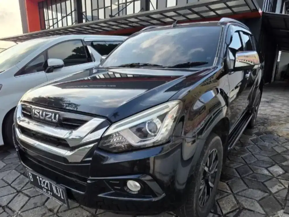 ISUZU MUX PREM DP40
