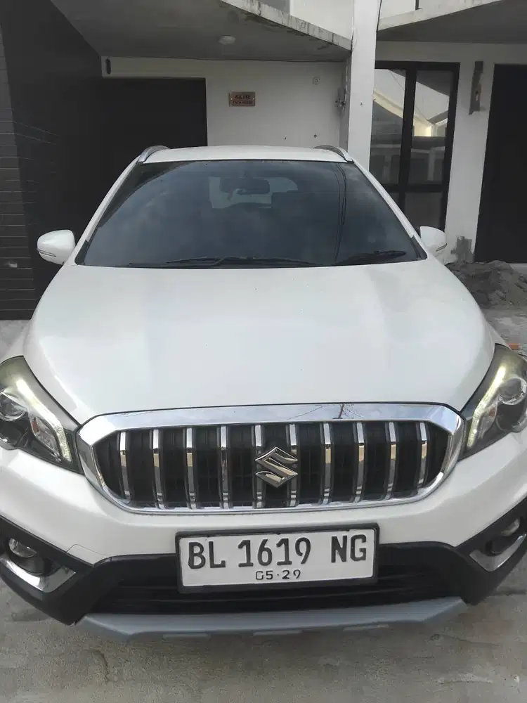 Jual suzuki scross 2018