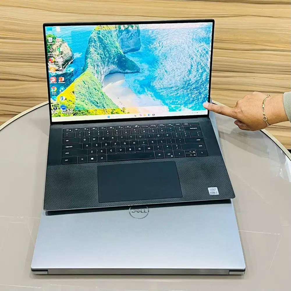 Laptop DELL PRECISION 5550 Core i7 Gen10 Ram 8GB Touch N-DC