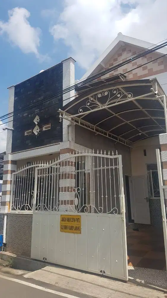 DIJUAL CEPAT KLOJEN TENGAH KOTA – AKSES MOBIL – SIAP HUNI