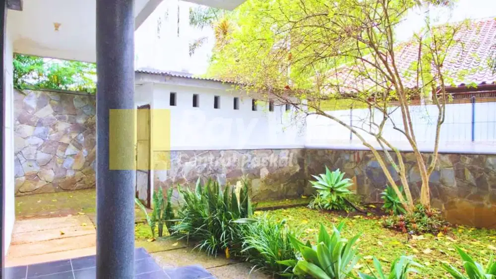 Rumah Nyaman dengan Udara Sejuk di Bandung Utara