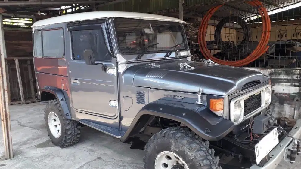 Toyota Land Cruiser FJ40 1980 Hardtop