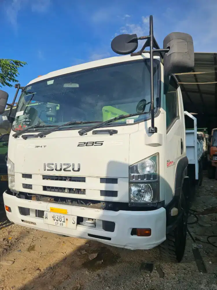 Isuzu FVZ 285ps  tronton 6x4 bak besi 3way long 9.6 tahun 2018