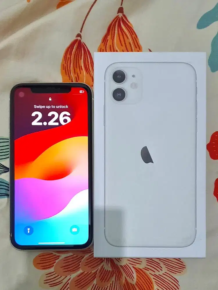 iPhone 11 inter 64 GB WHITE