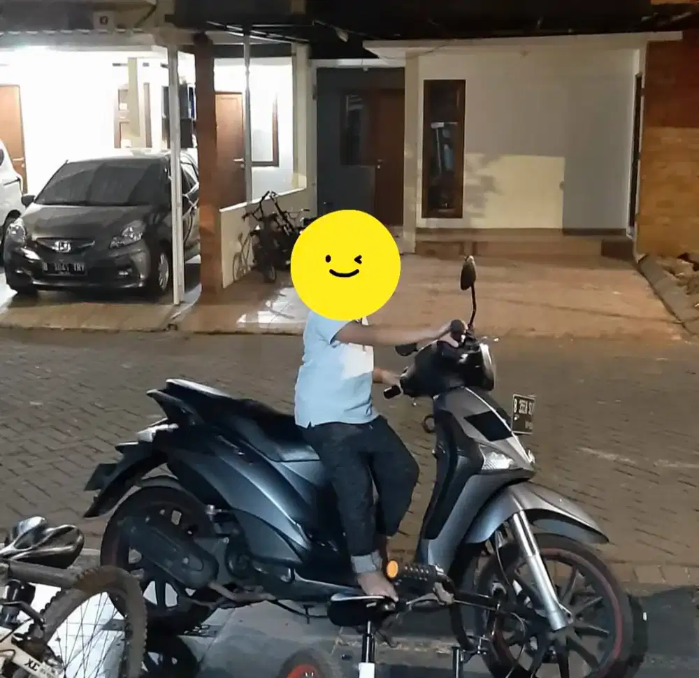 Jual cepat piaggio liberty 100 cc 2013