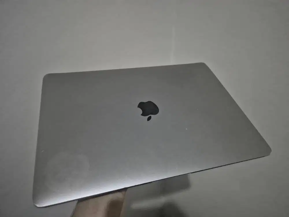 Macbook Air M1 8/256 mba apple