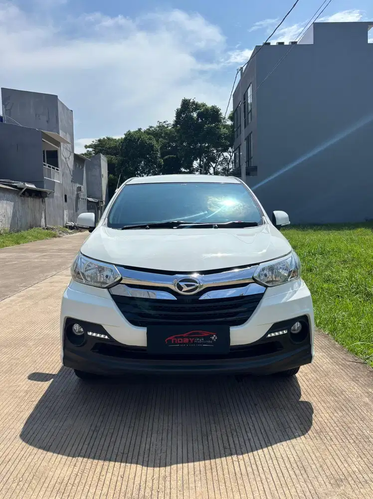 Daihatsu Xenia 1.3 R Sporty 2017 Automatic ( Putih Metalik )