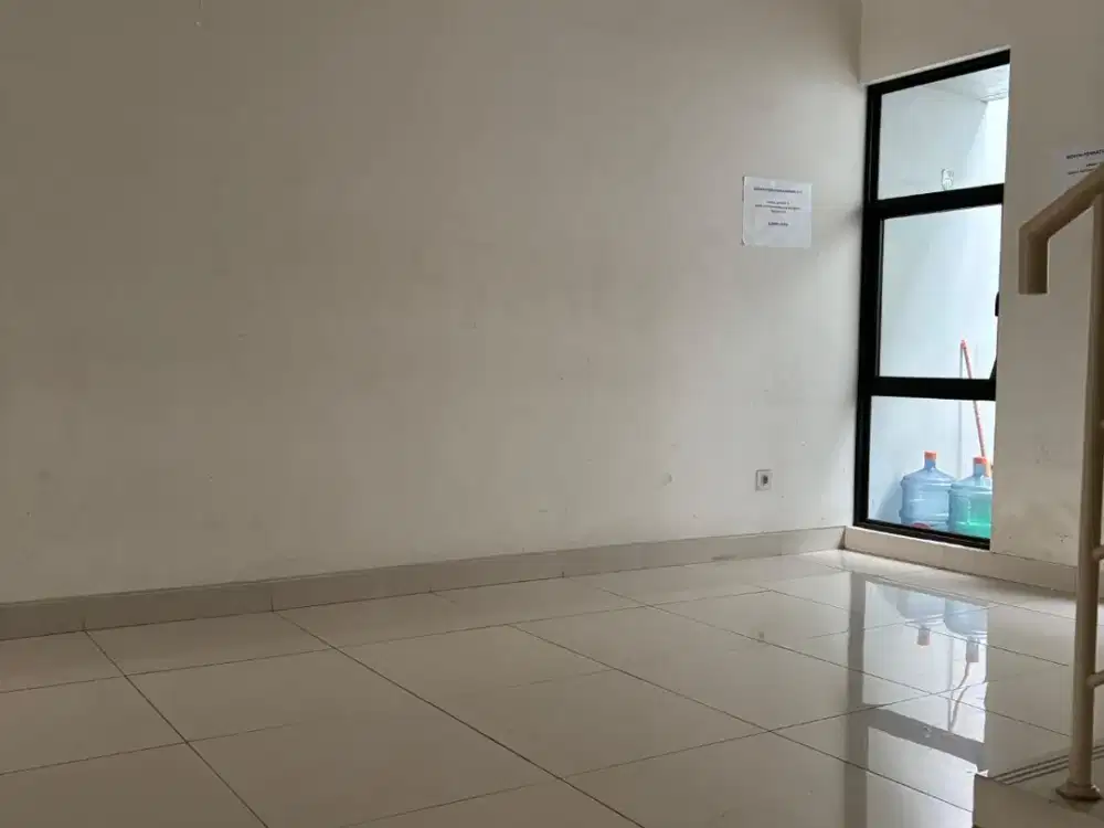 Ruko Usaha Strategis di Metland Menteng Cakung Jakarta Timur