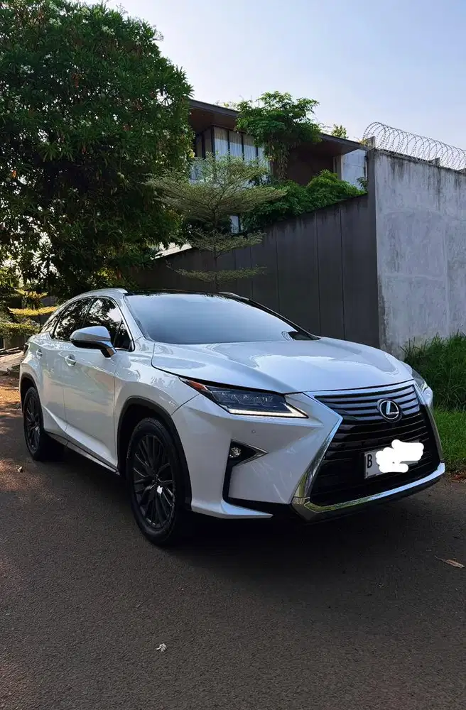 LEXUS RX300 PUTIH 2019