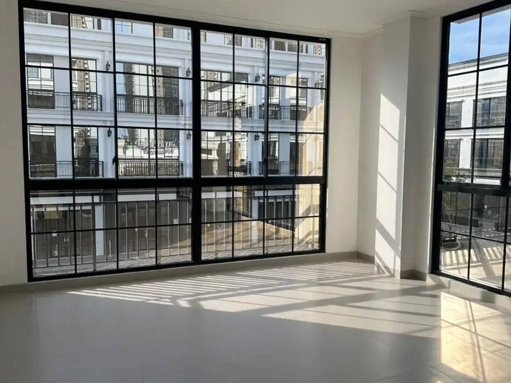 DISEWAKAN RUKO HARVARD PIK 2 POSISI HOEK UK 4.5X12.5 (3 LANTAI) BRAND NEW TERMURAH