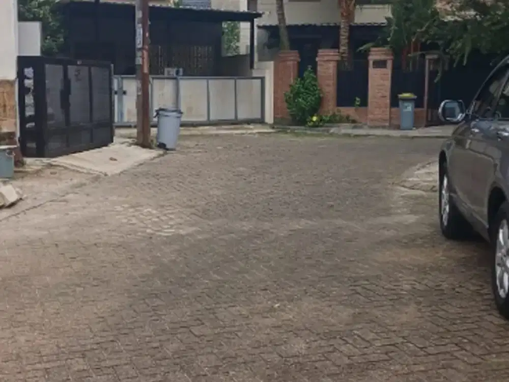 Rumah Industrial Depan Taman Nusa Loka BSD city