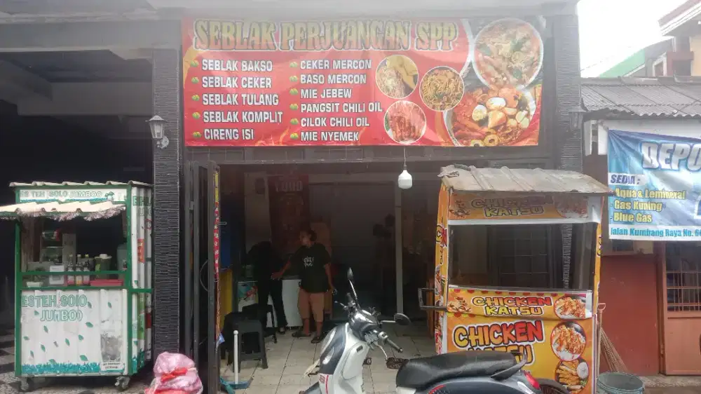 Jual usaha seblak prasmanan