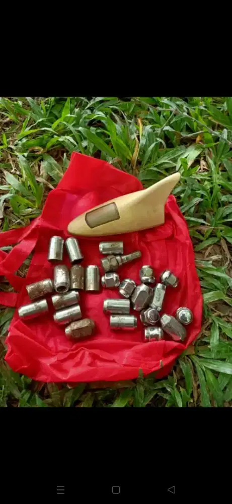 Di jual baut roda model standar dan model L untuk semua mobil