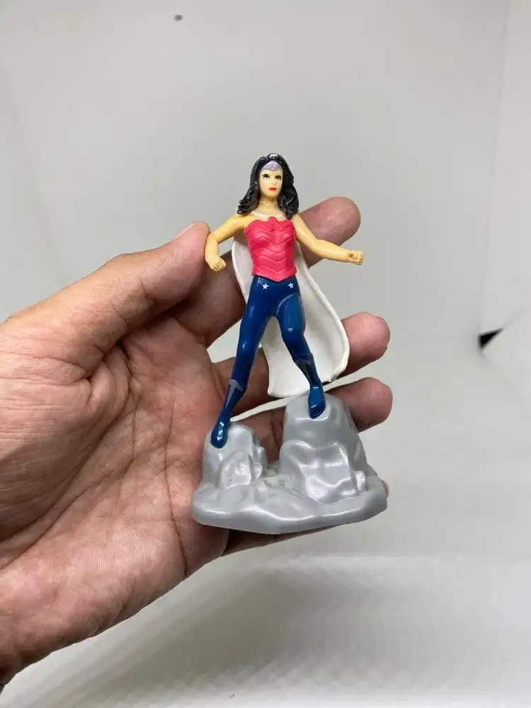 Jual mainan anak Figurine