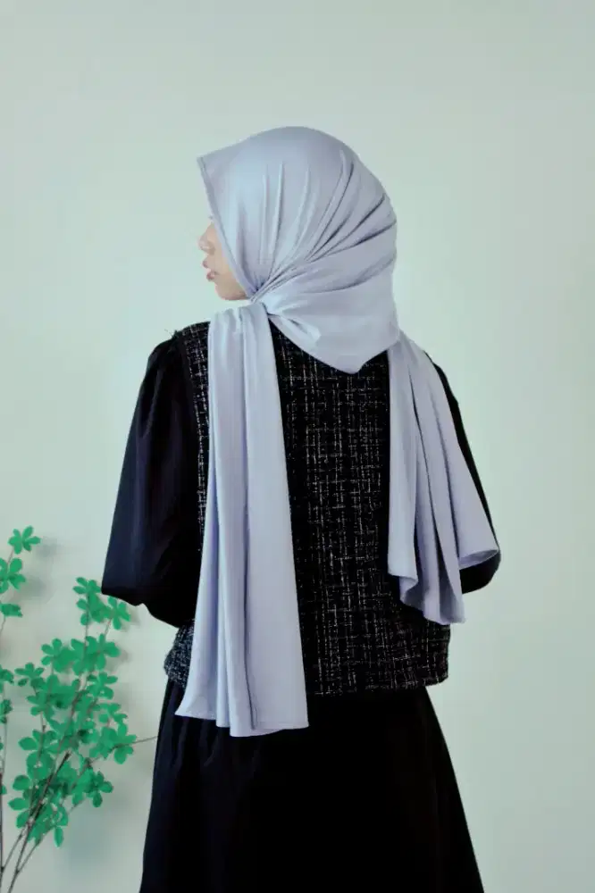 DIBUTUHKAN ASISTEN/TEMAN