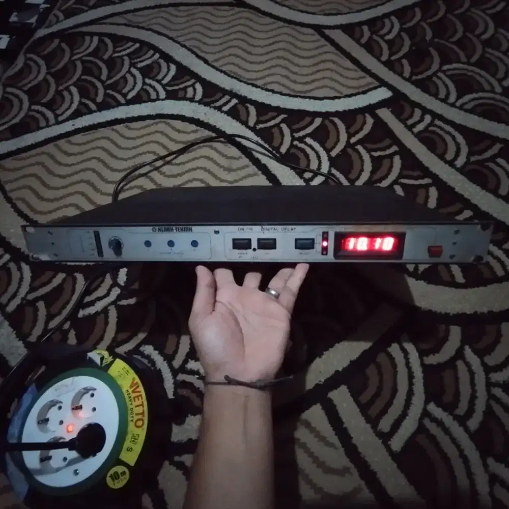 Digital delay KLARK TEKNIK DN716