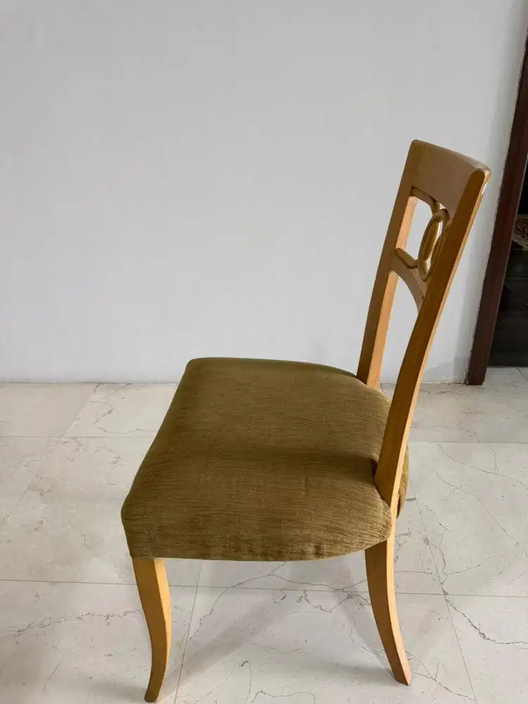 KURSI MEJA MAKAN BEKAS 6 pcs