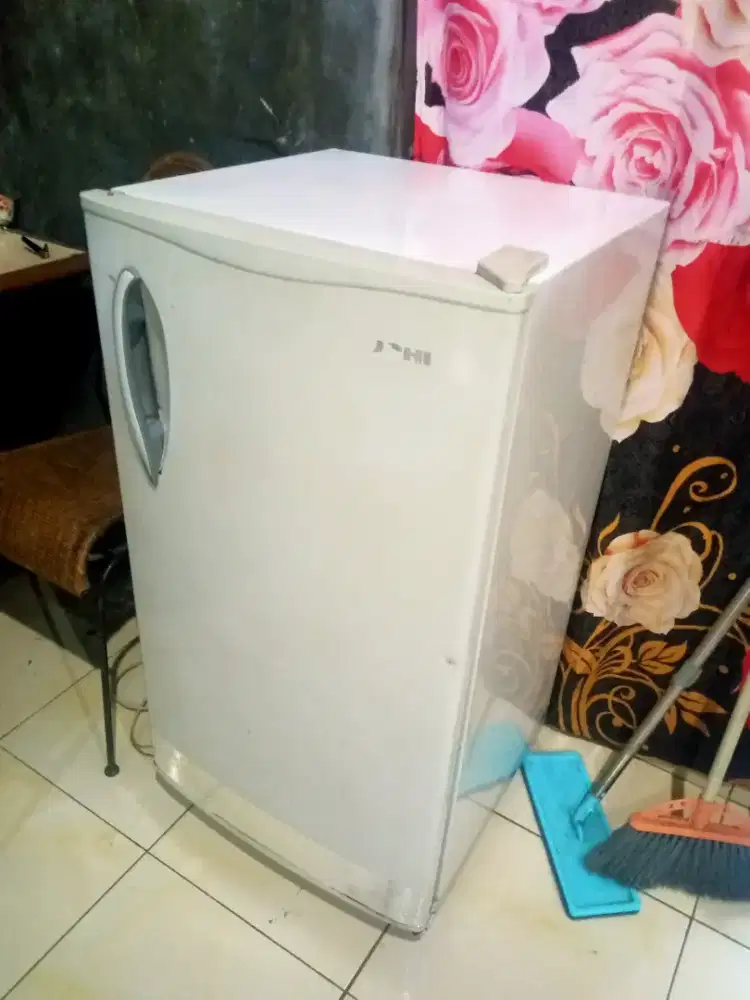 kulkas uchida normal beku jooz