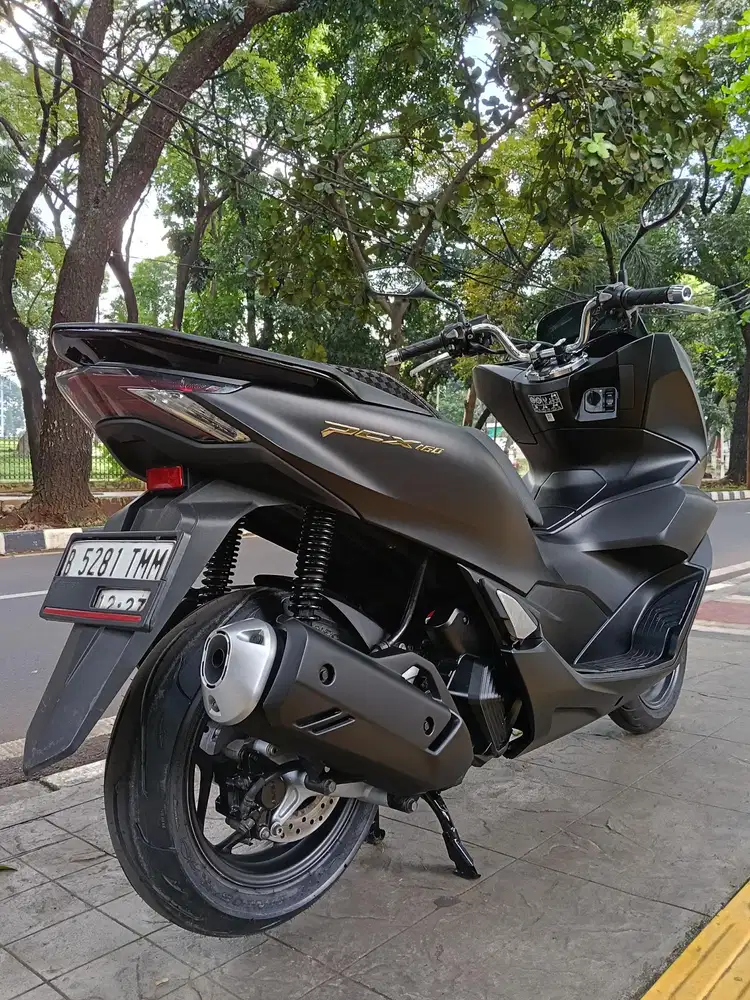 DP MINIM 2.500 CASH KREDIT NEW HONDA PCX 160 CBS ISS THN 2022 PAJAK ON
