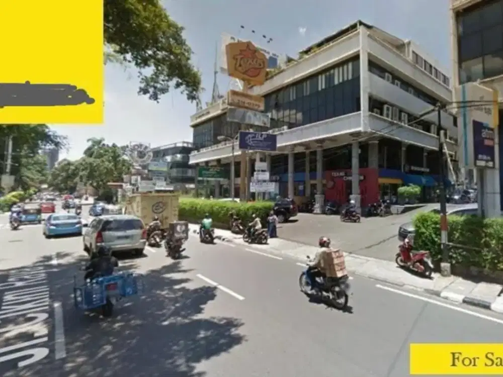 Raya cikini menteng ruko 3 jejer