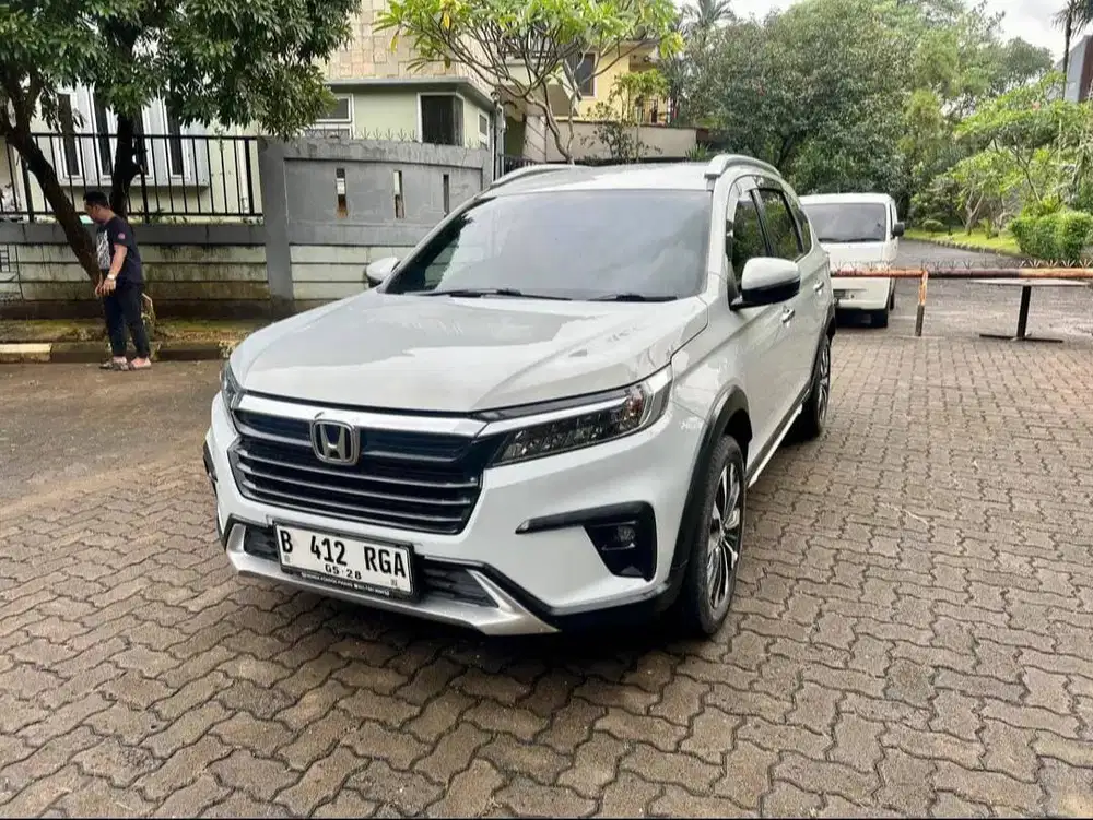 [Termurah] BR-V Prestige CVT