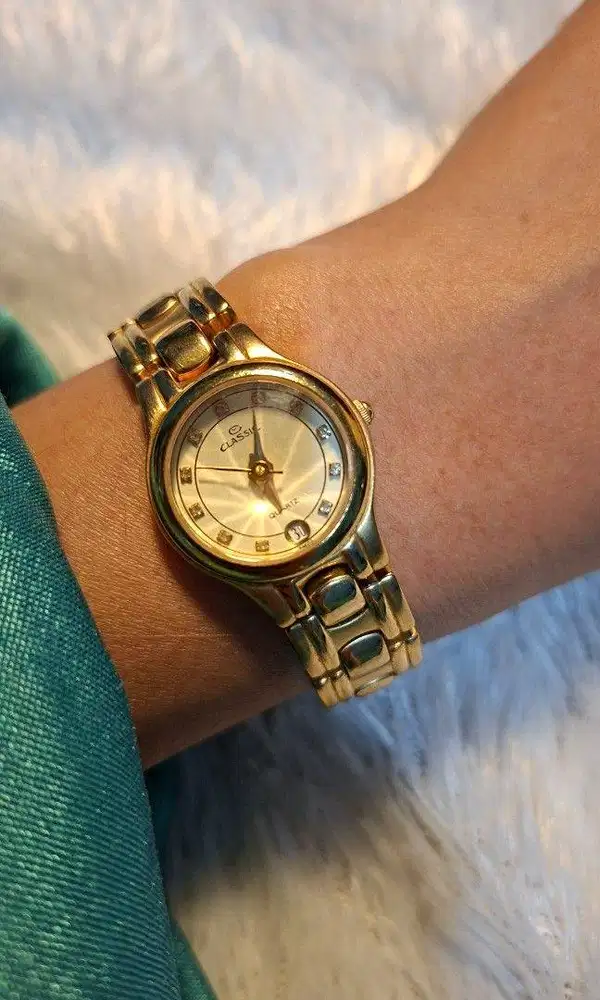 Jam Tangan Wanita Classic 23k Gold Plated Timeless Elegance