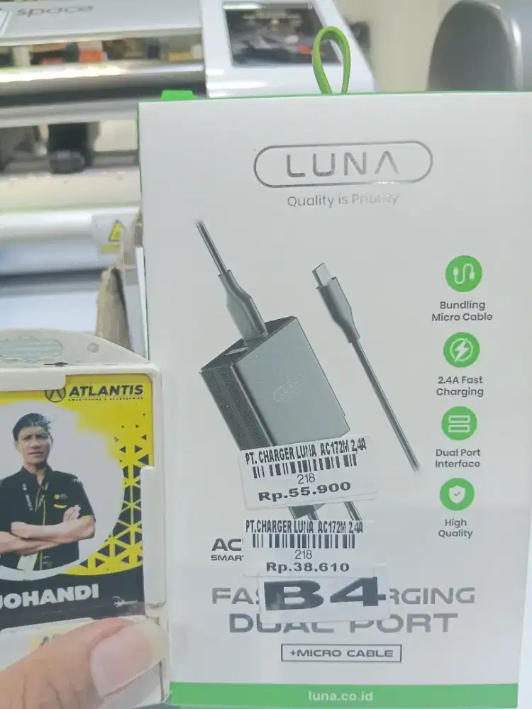 charger luna ac172m 2,3A