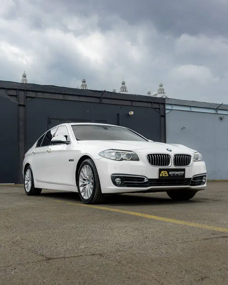 BMW 528i Luxury Line F10 LCI 2014