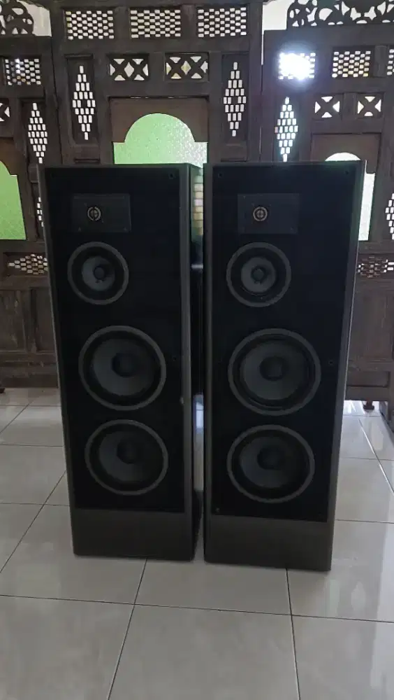 Speaker jbl lx66 istimewa