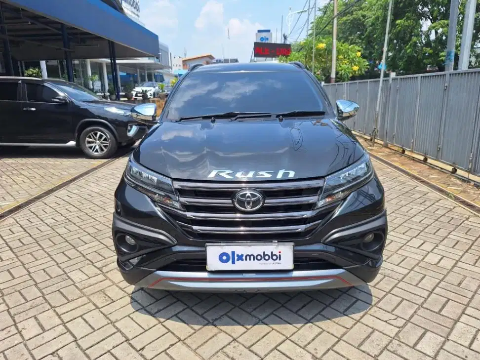 DP 5% Toyota Rush 1.5 TRD Sportivo Bensin-AT 2018 Hitam CUMHB
