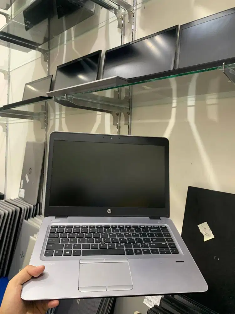 LAPTOP HP 745 G3 Amd Pro 8GB/500GB LAYAR 14INCH *RVN