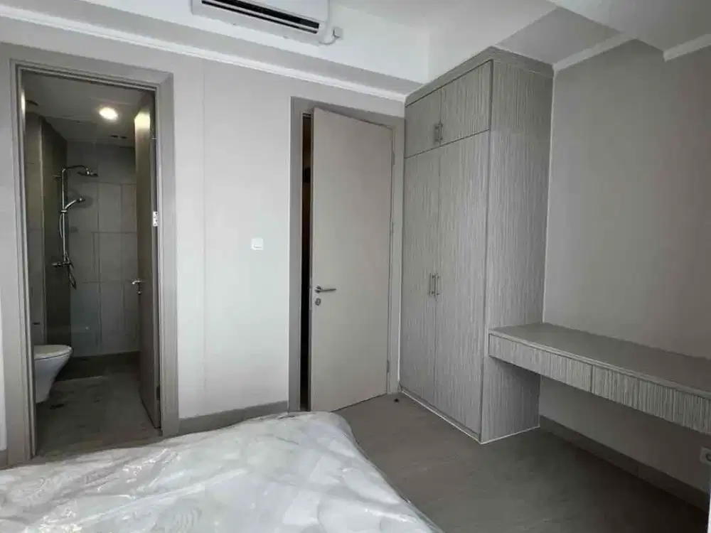 Disewakan Apartemen Menara Jakarta Tower Equinox Full Furnish Bagus Dekat Mal & Akses Tol di Kemayoran Jakarta Pusat